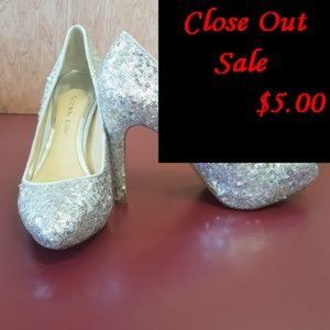 Gianni Bini Silver Sequin Heels
